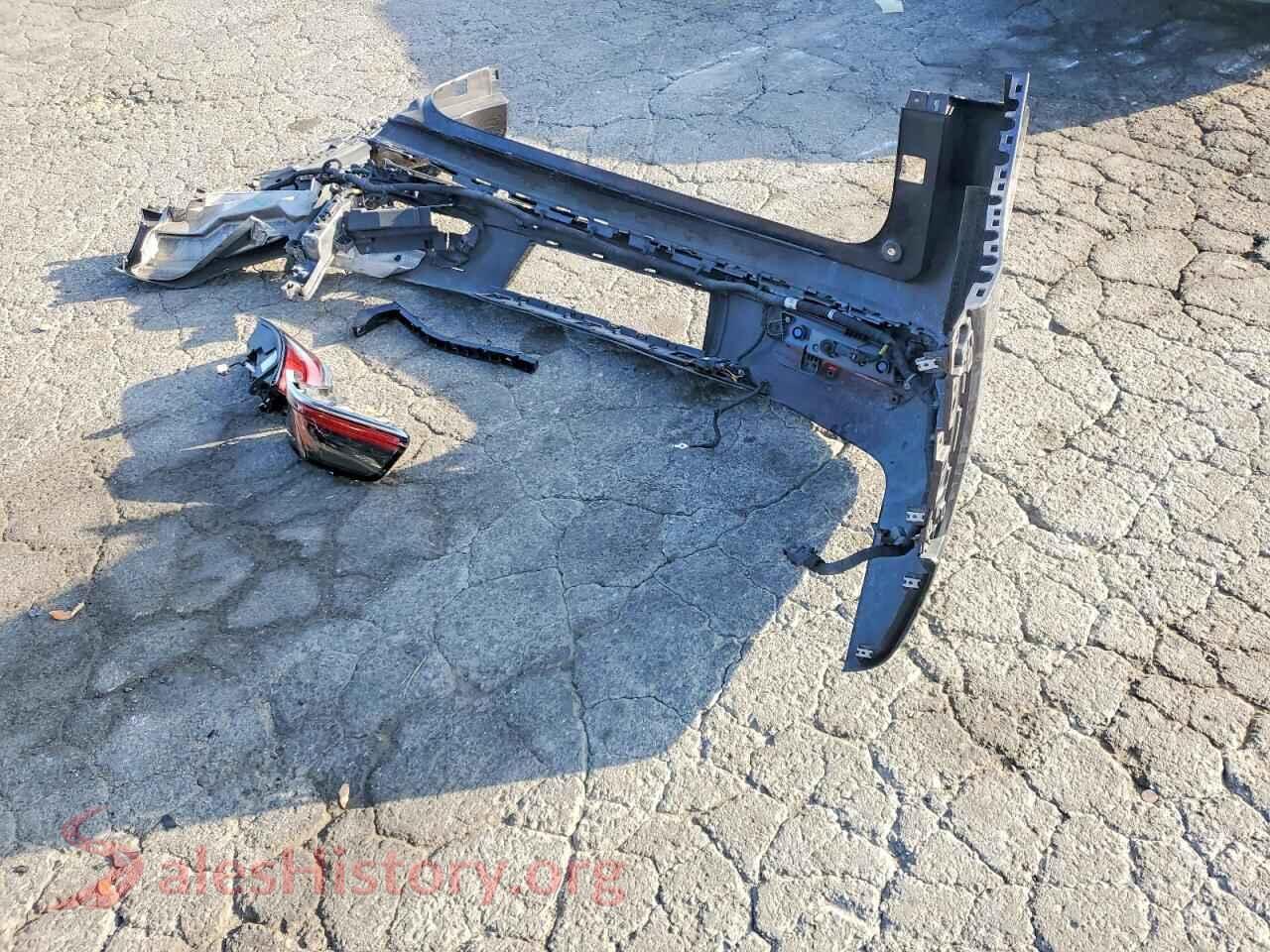 2022 JEEP WAGONEER VIN 1C4SJVDT8NS107249, trunk area