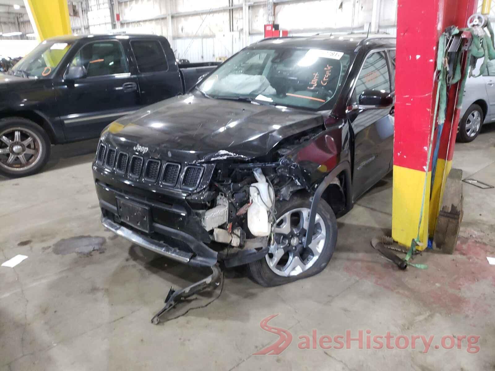 3C4NJDCB7JT332416 2018 JEEP COMPASS