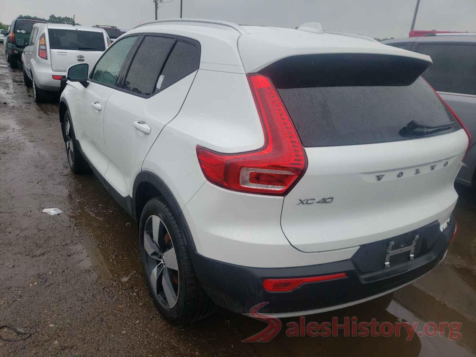 YV4162UK9L2246030 2020 VOLVO XC40