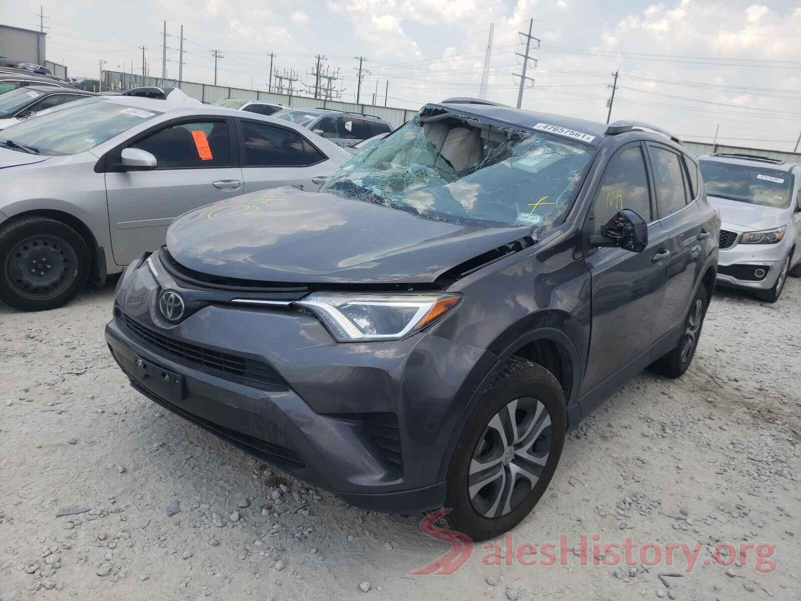 JTMZFREV7HJ102612 2017 TOYOTA RAV4