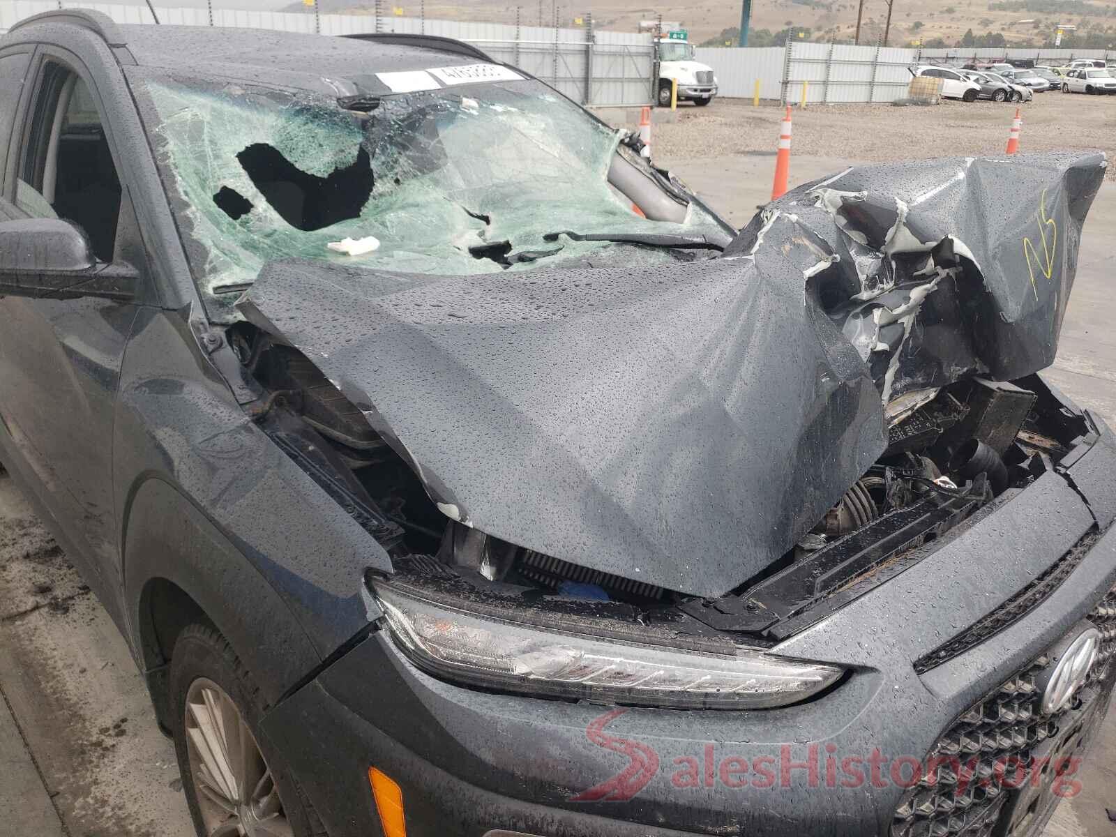 KM8K2CAAXJU086922 2018 HYUNDAI KONA