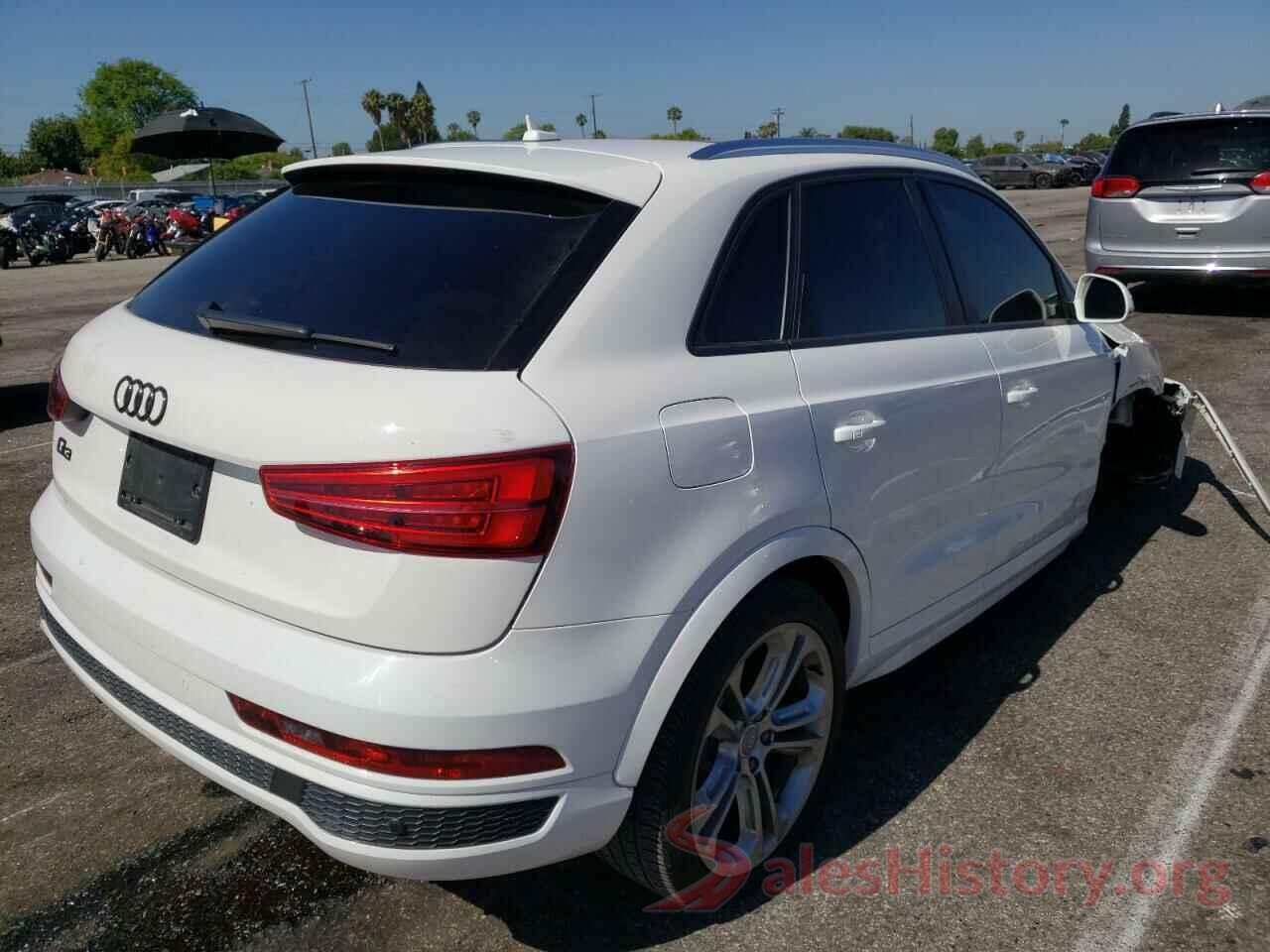 WA1BCCFS9JR025903 2018 AUDI Q3