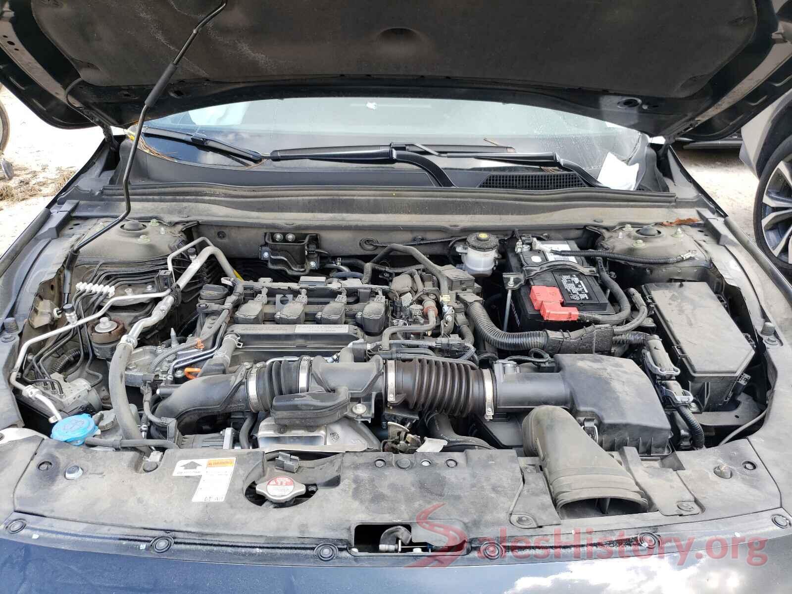 1HGCV1F33JA148503 2018 HONDA ACCORD