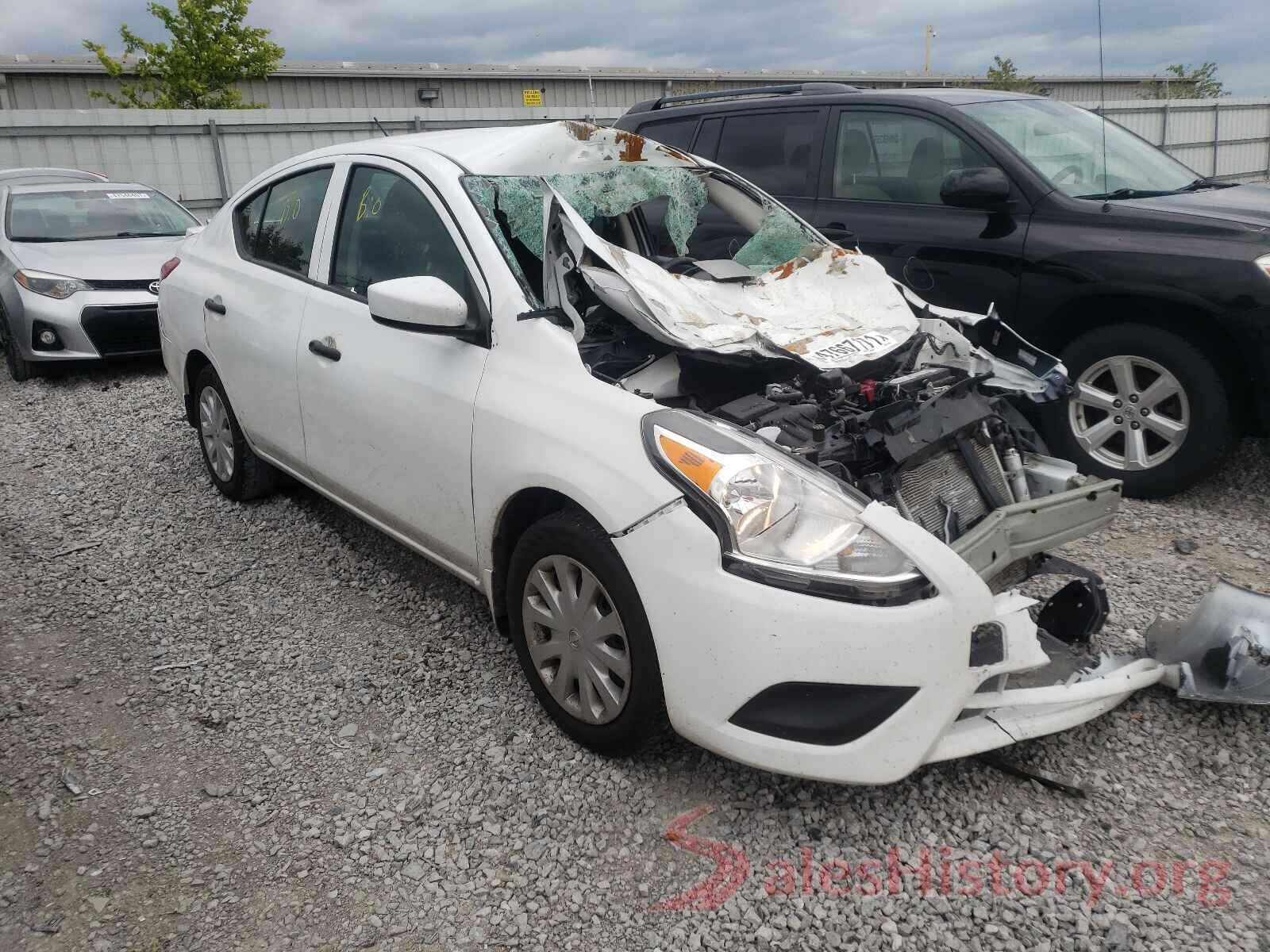 3N1CN7AP6KL820174 2019 NISSAN VERSA