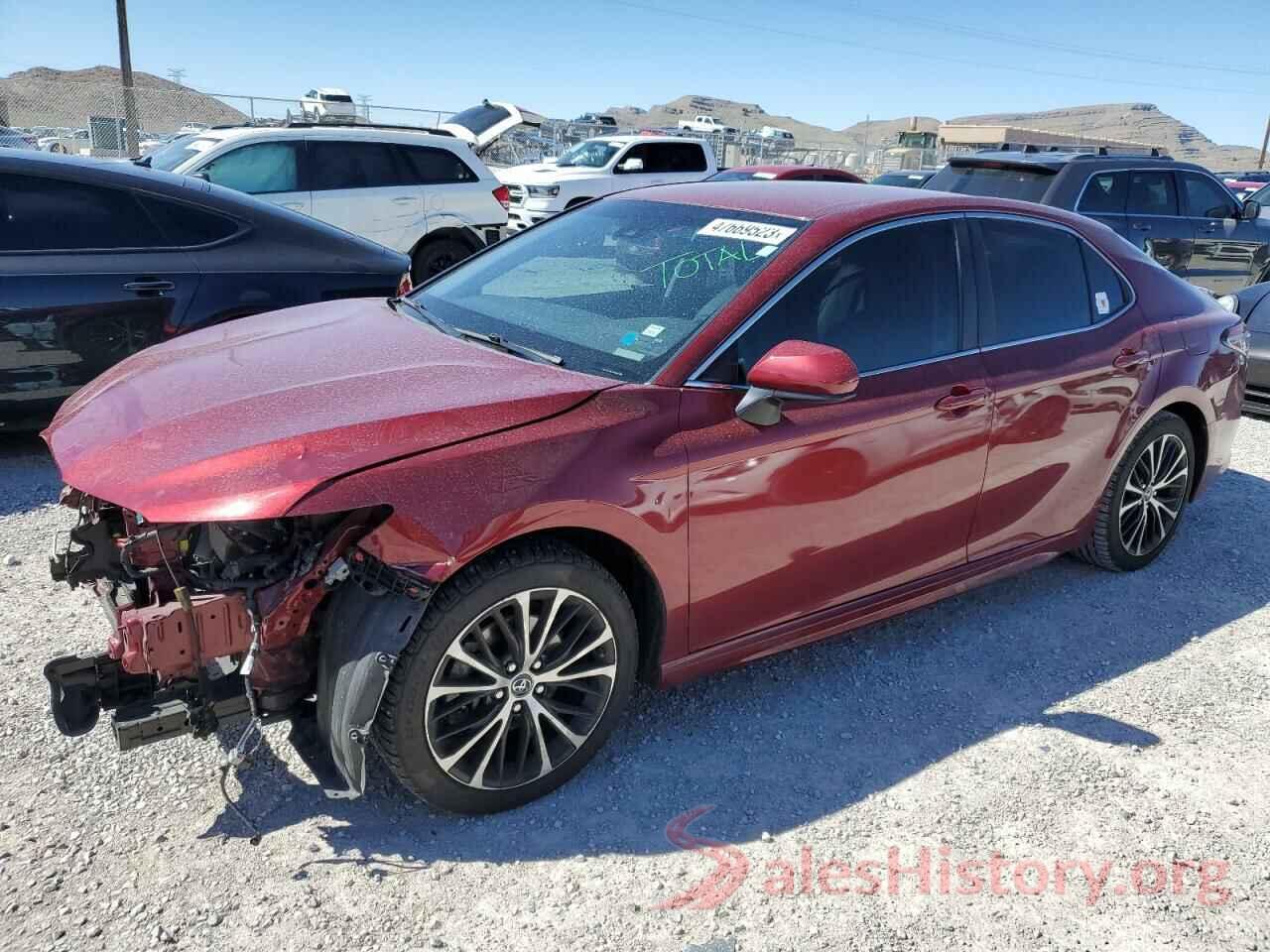 4T1B11HK3JU542541 2018 TOYOTA CAMRY