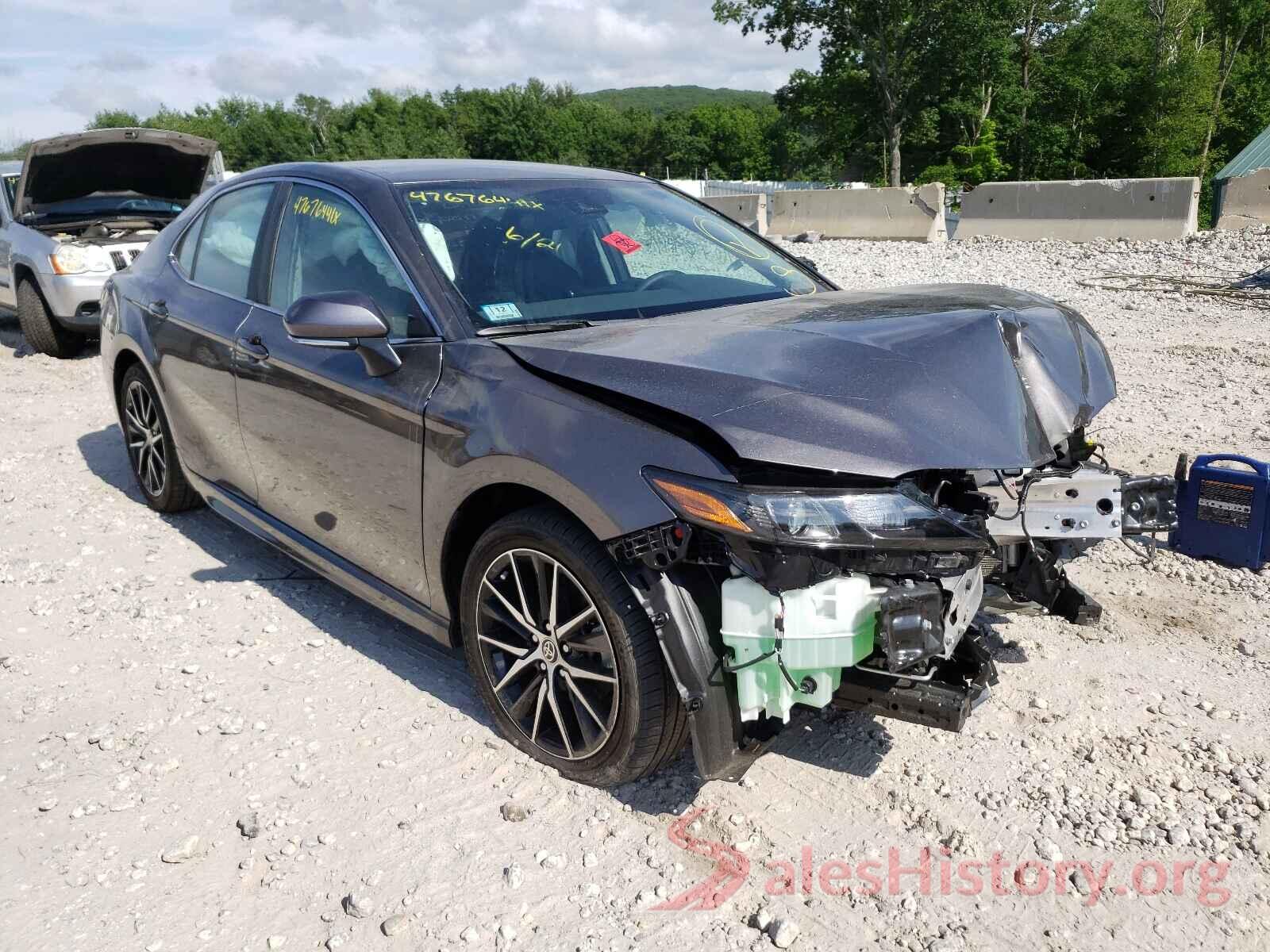 4T1G11BK7MU021289 2021 TOYOTA CAMRY