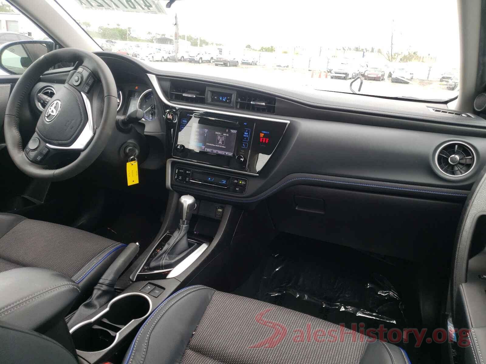 5YFBURHE5JP820874 2018 TOYOTA COROLLA