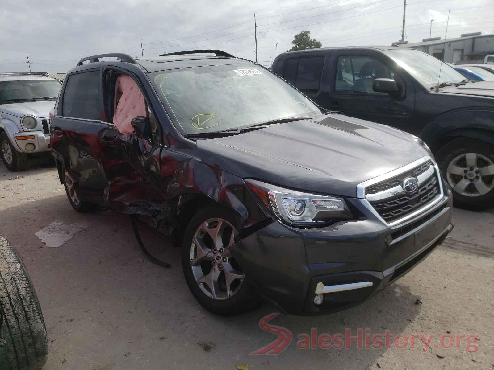 JF2SJAWC3JH596092 2018 SUBARU FORESTER