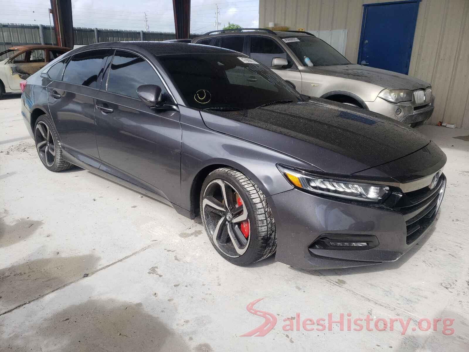 1HGCV1F35JA086621 2018 HONDA ACCORD