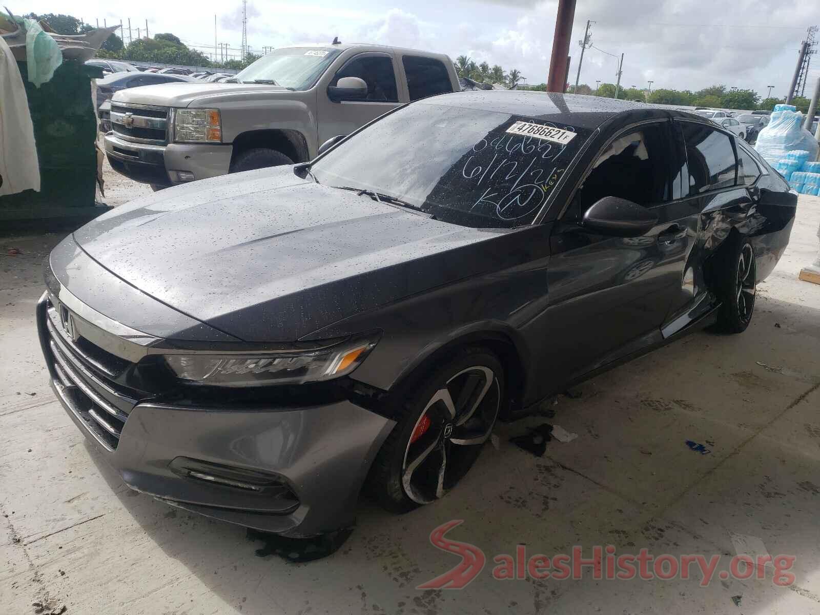 1HGCV1F35JA086621 2018 HONDA ACCORD