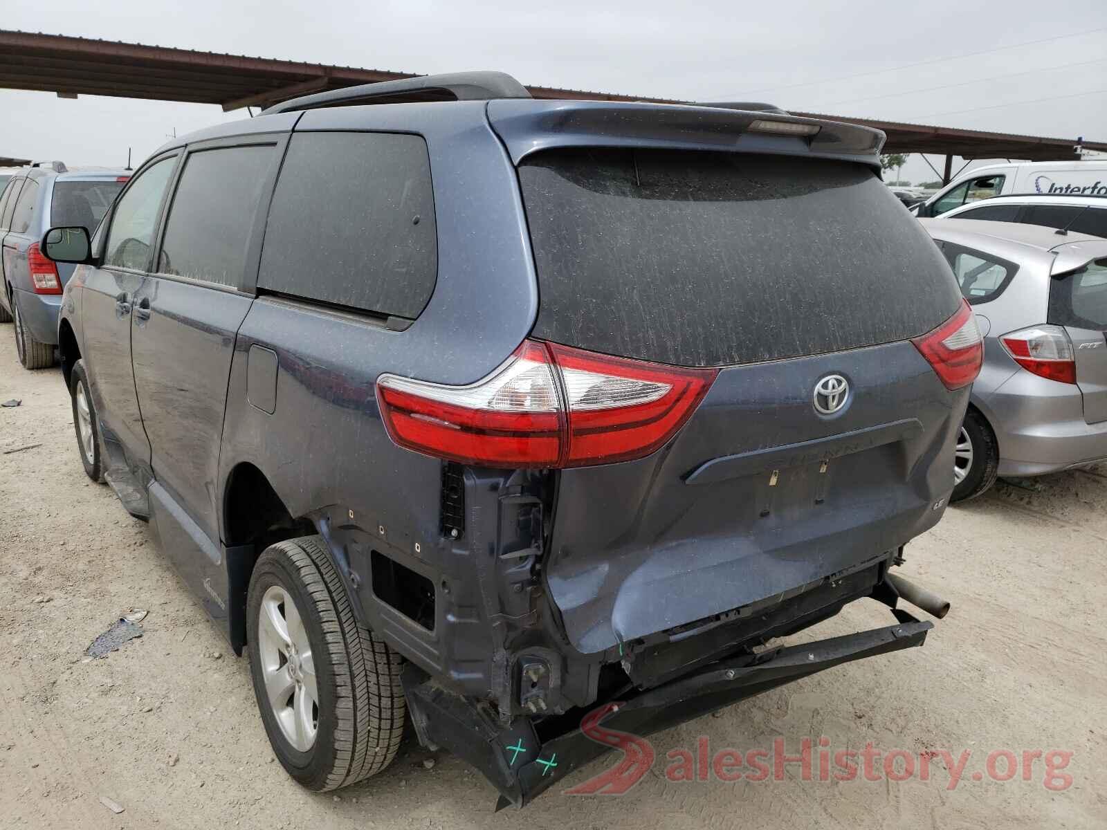 5TDKZ3DC9HS864882 2017 TOYOTA SIENNA