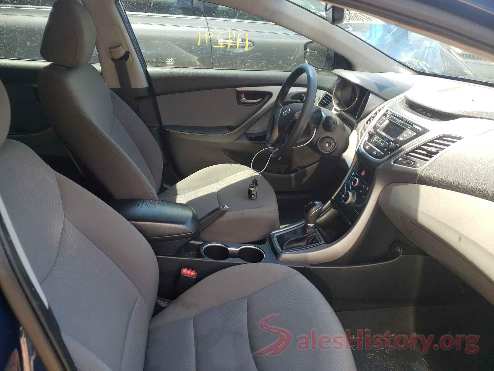 5NPDH4AE8GH767670 2016 HYUNDAI ELANTRA