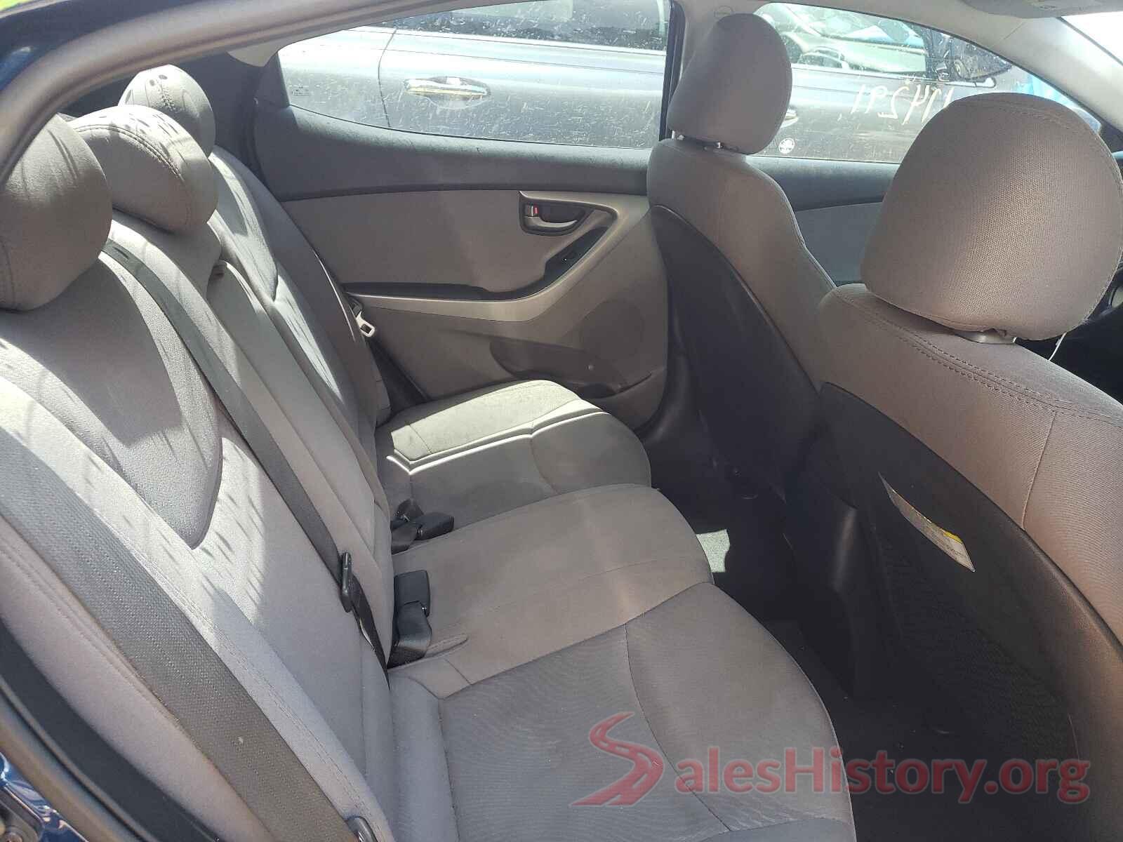 5NPDH4AE8GH767670 2016 HYUNDAI ELANTRA