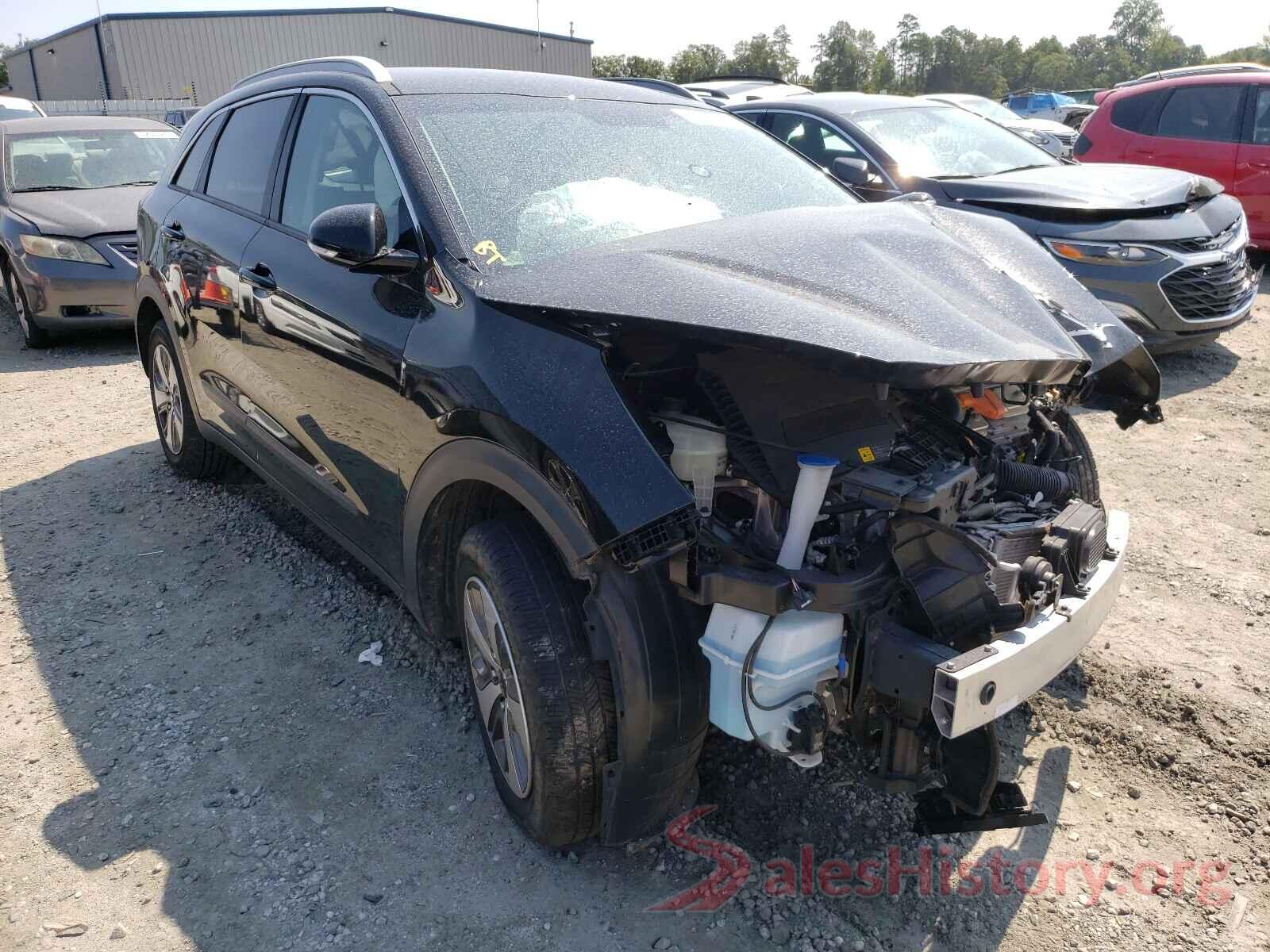 KNDCC3LC5K5226102 2019 KIA NIRO