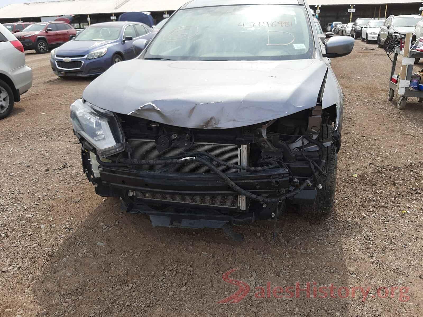 KNMAT2MT9HP533348 2017 NISSAN ROGUE