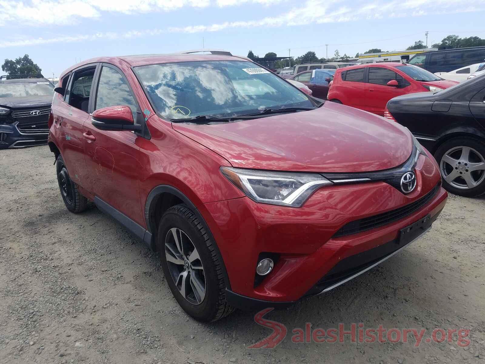 2T3RFREV9GW421588 2016 TOYOTA RAV4