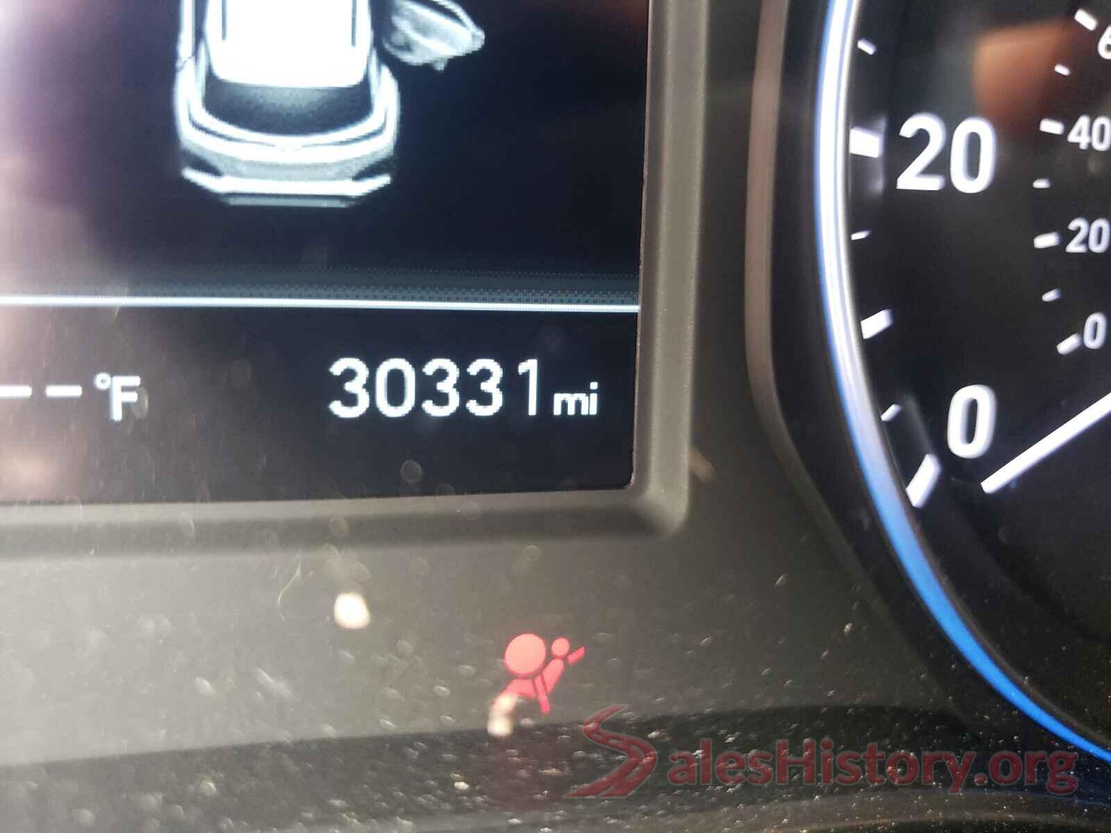 KM8K22AA1JU137590 2018 HYUNDAI KONA