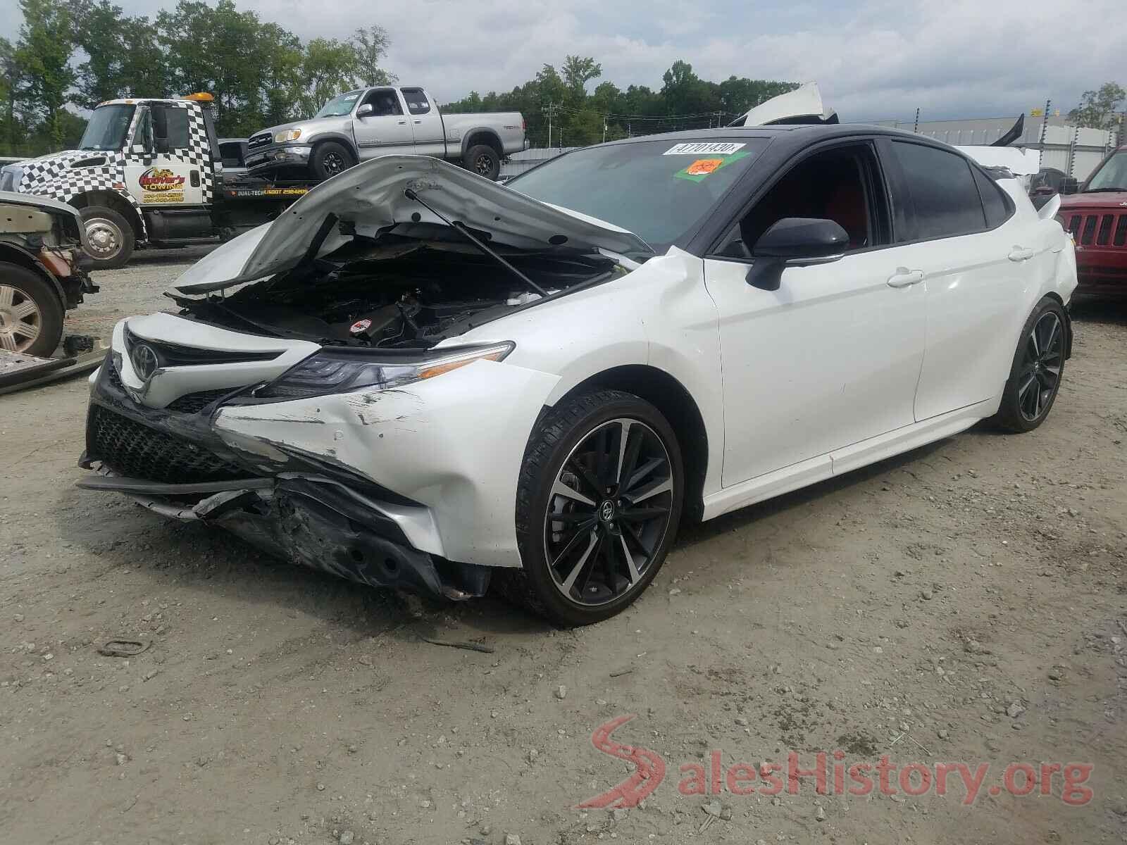 4T1B61HK0JU003652 2018 TOYOTA CAMRY