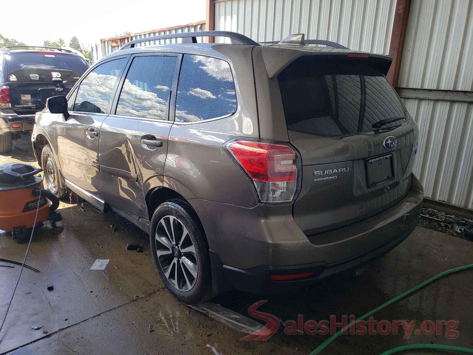 JF2SJGWC2JH511651 2018 SUBARU FORESTER