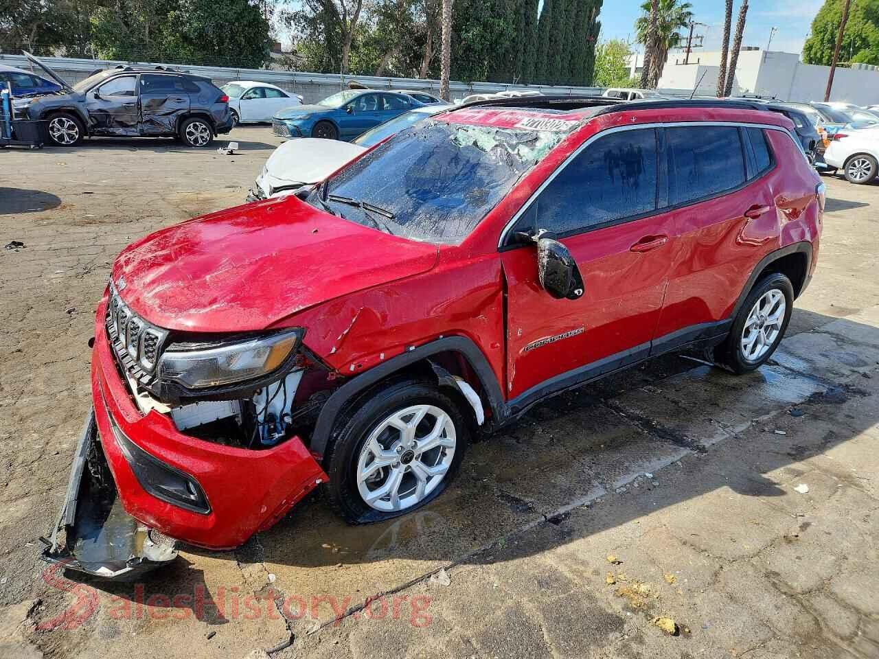 3C4NJDBN0ST547326 2025 JEEP COMPASS