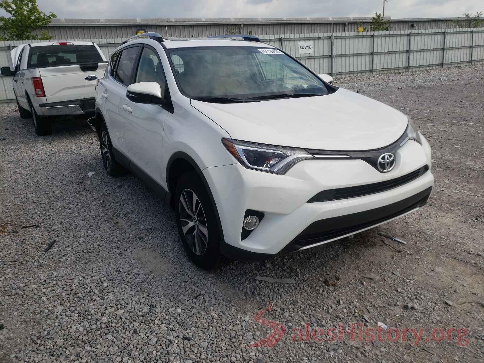 JTMRFREV3GD192614 2016 TOYOTA RAV4