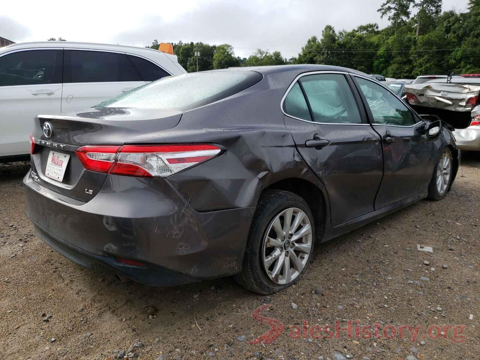 4T1B11HK7JU541568 2018 TOYOTA CAMRY