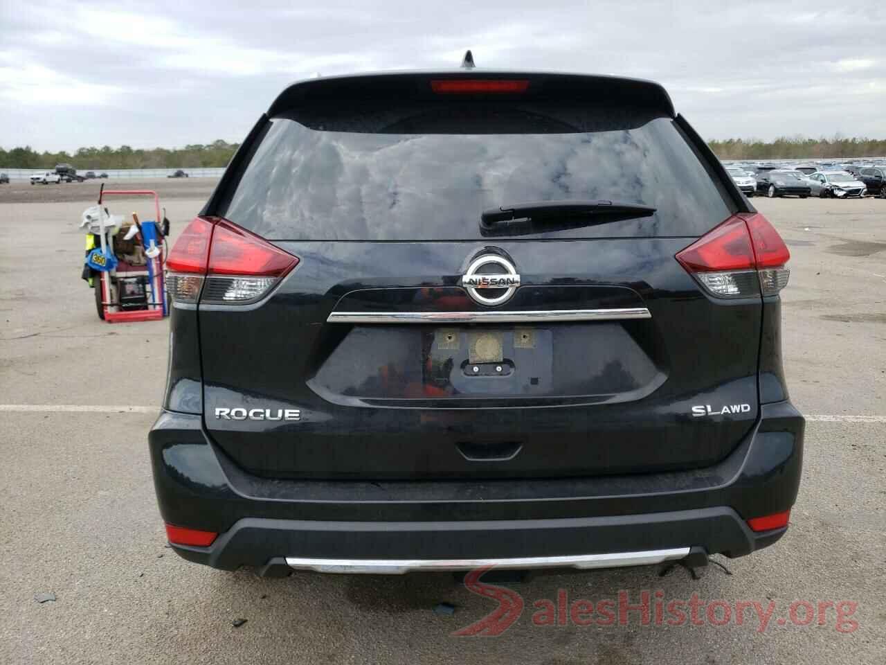 JN8AT2MV1JW341231 2018 NISSAN ROGUE