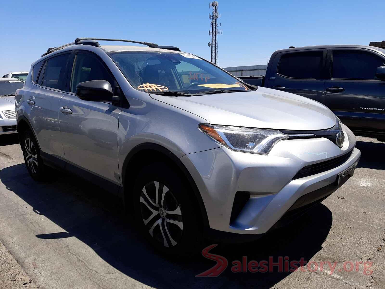 JTMZFREV3JJ158102 2018 TOYOTA RAV4