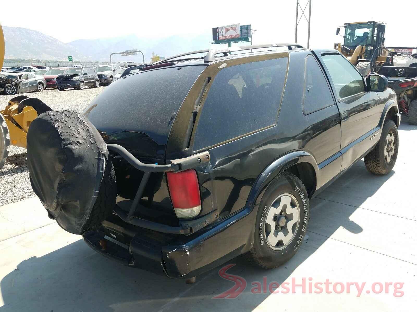 1GNCT18W01K215720 2001 CHEVROLET BLAZER