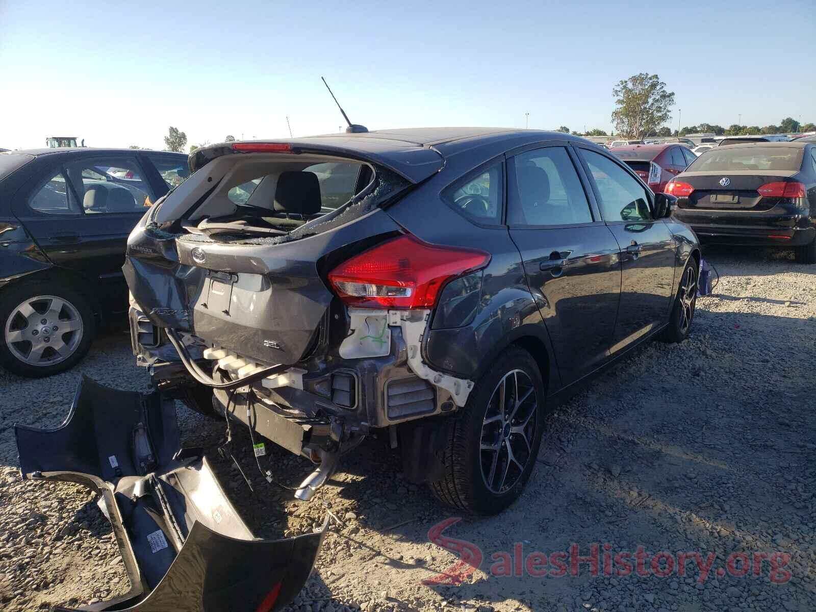 1FADP3M29JL230913 2018 FORD FOCUS