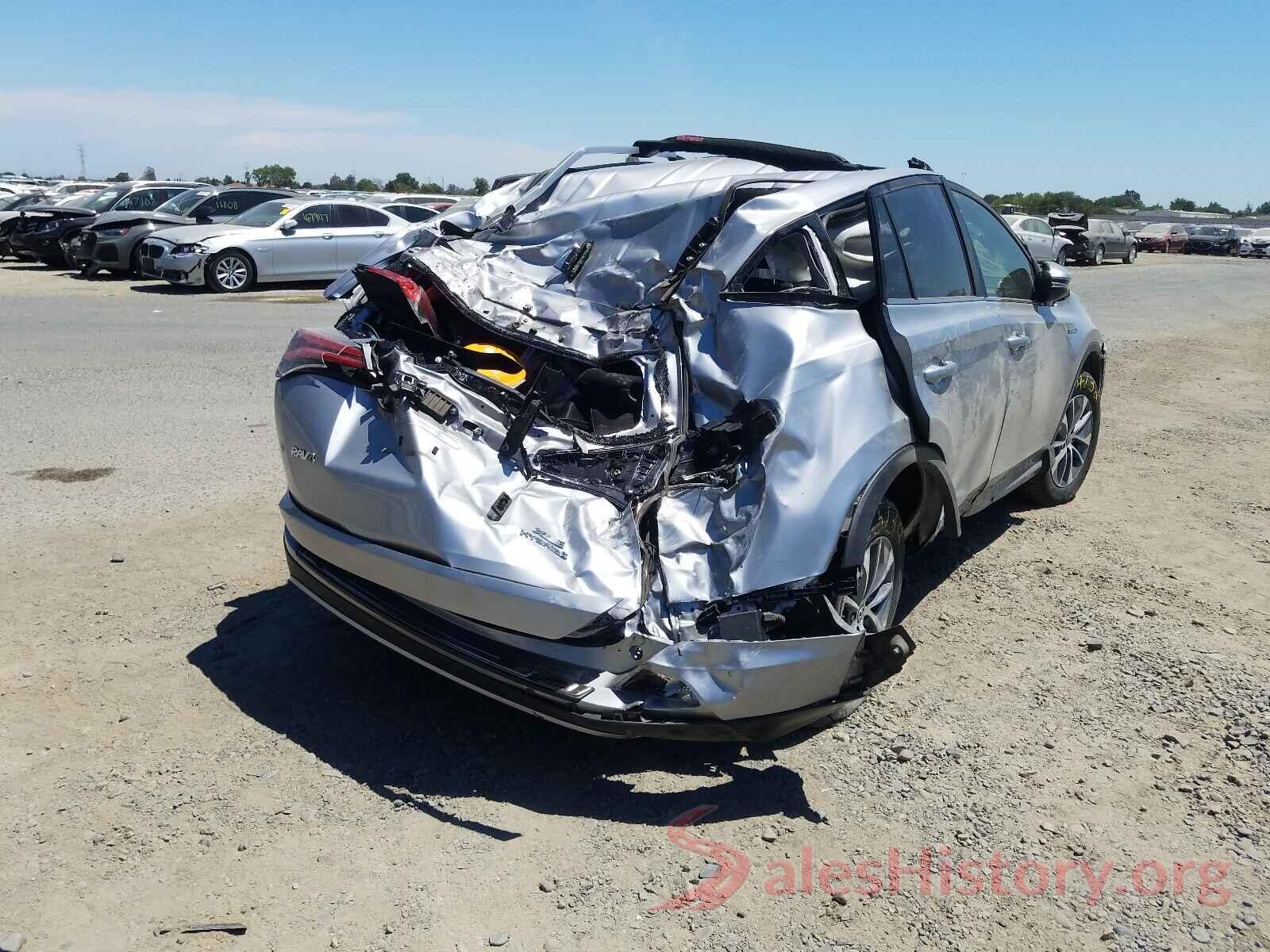 JTMRJREV1HD136655 2017 TOYOTA RAV4