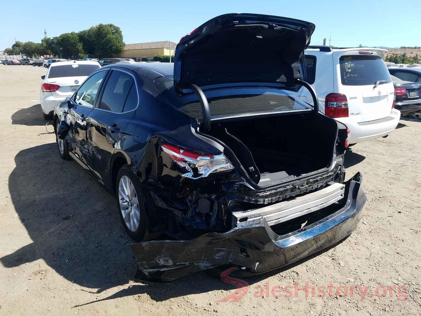 4T1B11HK2KU697485 2019 TOYOTA CAMRY