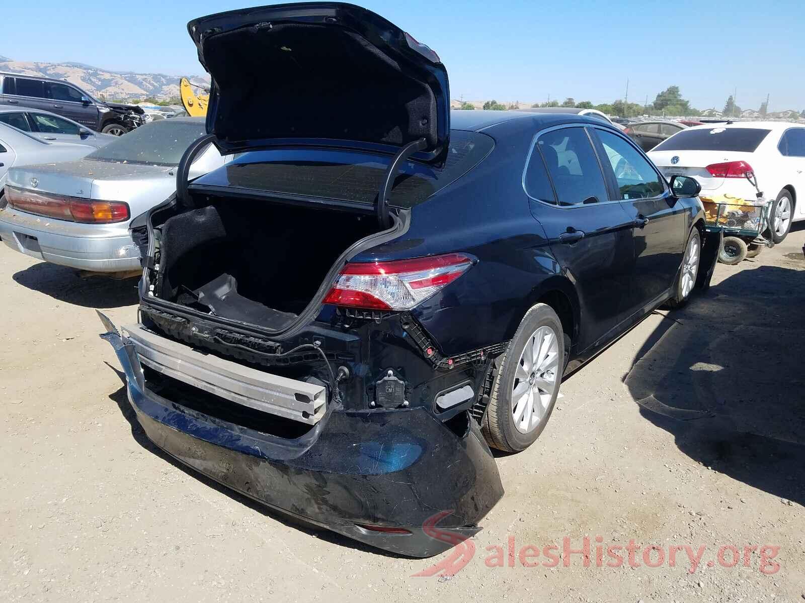 4T1B11HK2KU697485 2019 TOYOTA CAMRY