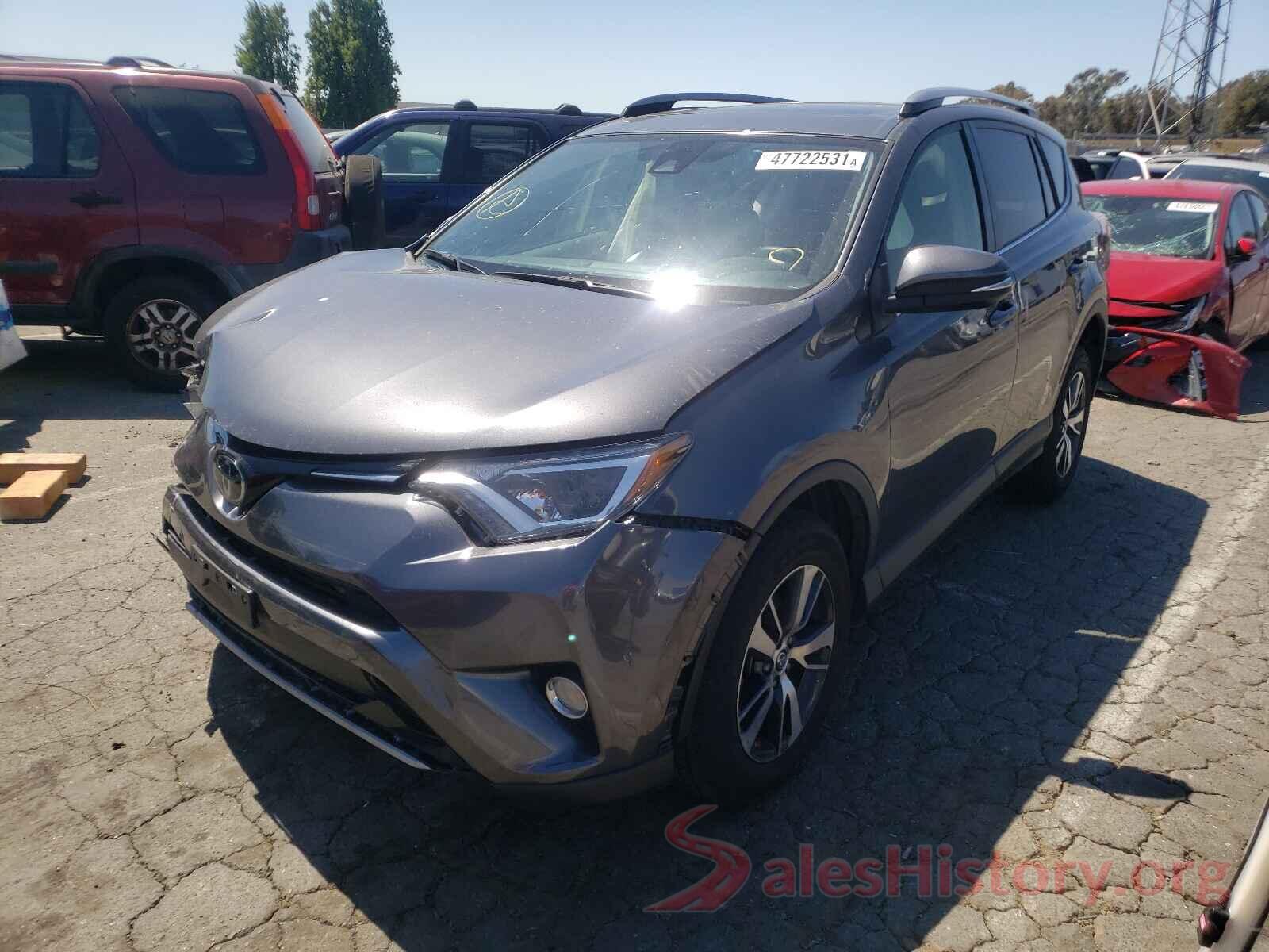 JTMWFREV1JD129635 2018 TOYOTA RAV4