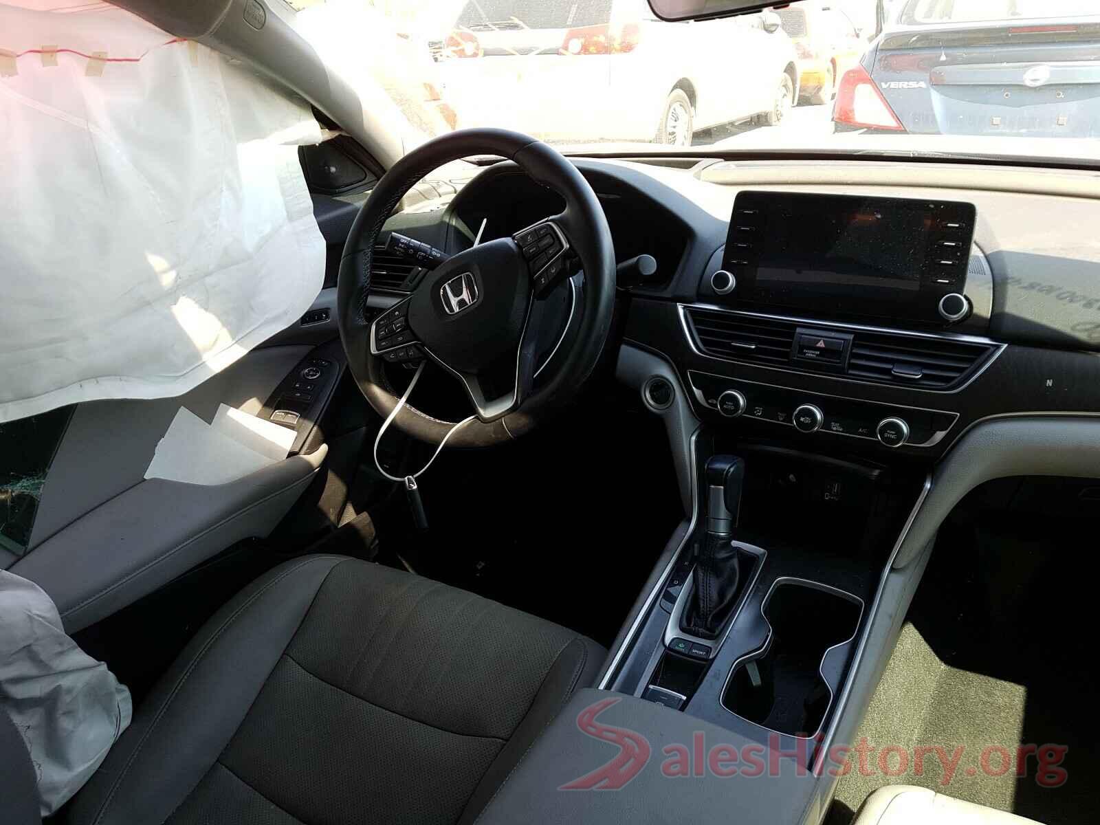 1HGCV1F95JA100215 2018 HONDA ACCORD