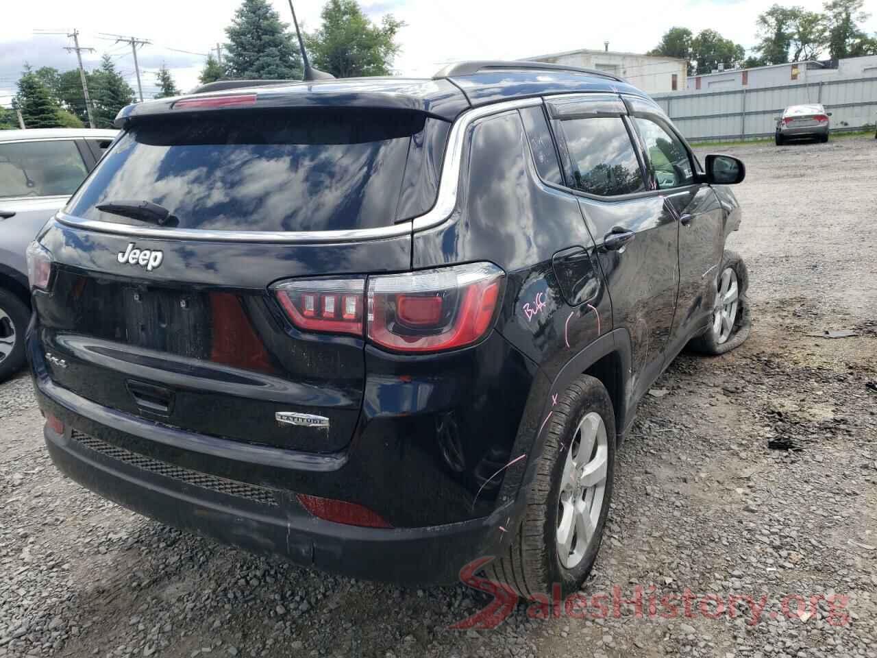 3C4NJDBB9JT113099 2018 JEEP COMPASS