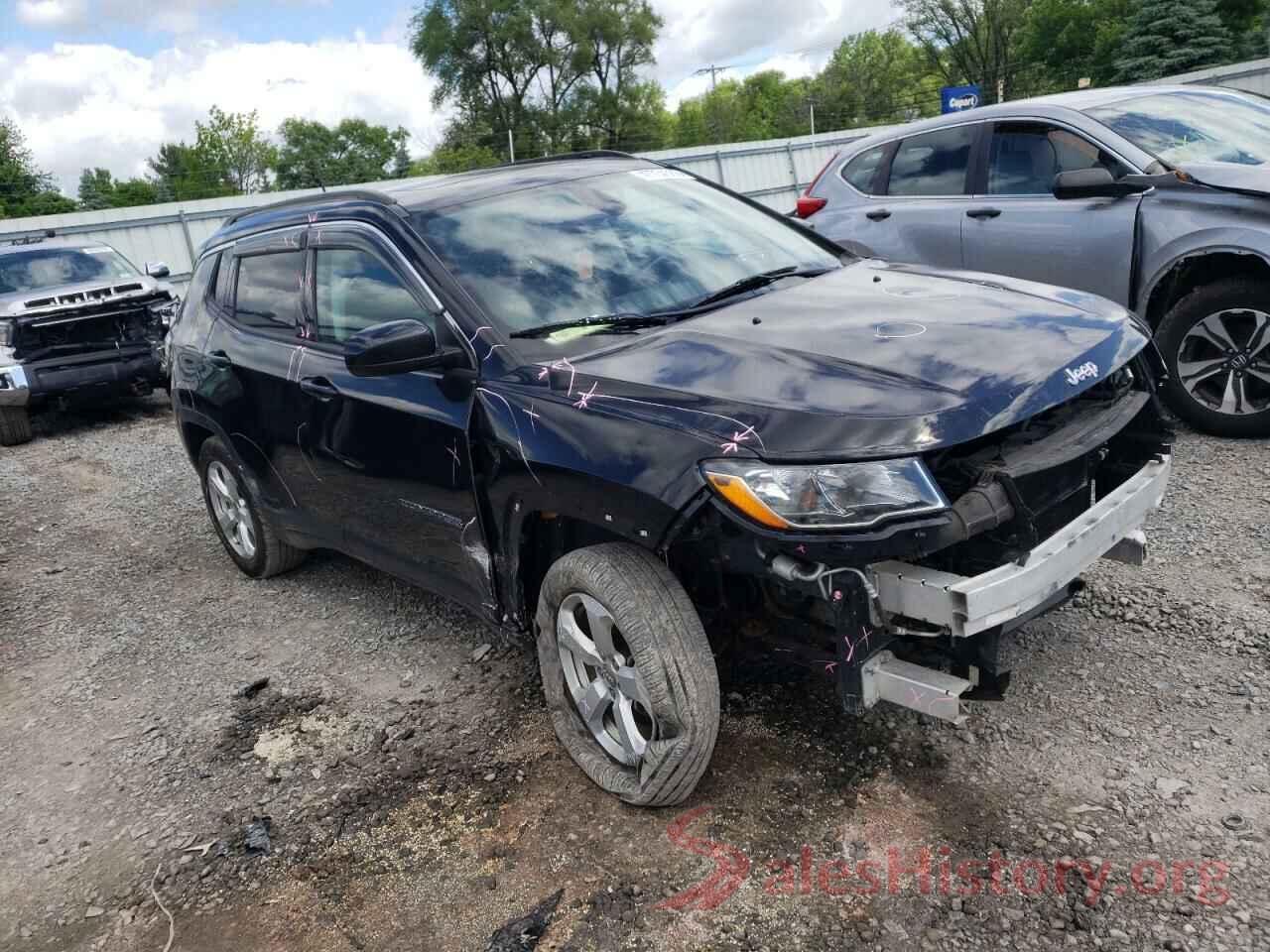 3C4NJDBB9JT113099 2018 JEEP COMPASS