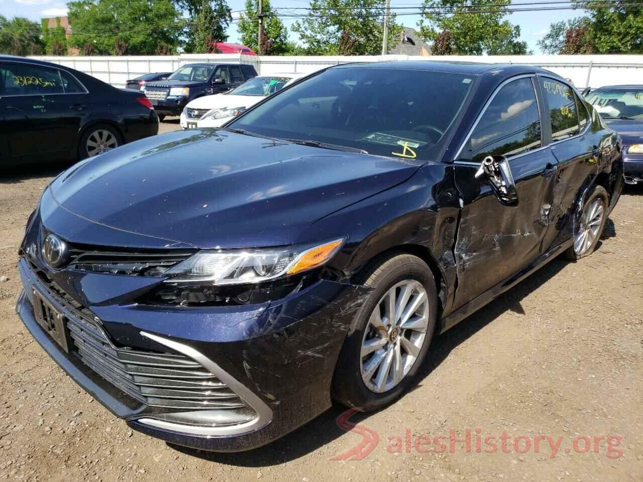 4T1C11BKXNU053766 2022 TOYOTA CAMRY