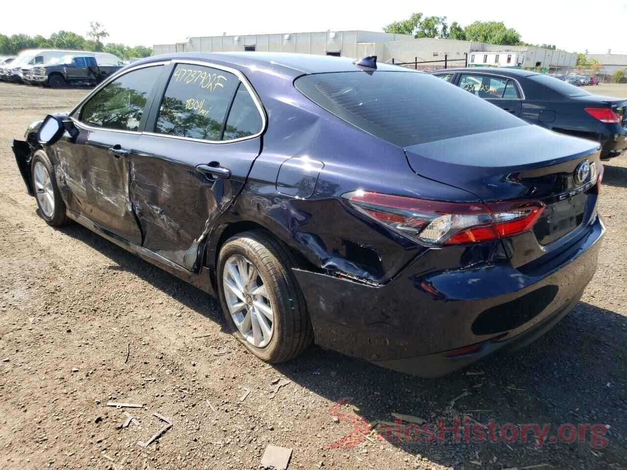 4T1C11BKXNU053766 2022 TOYOTA CAMRY