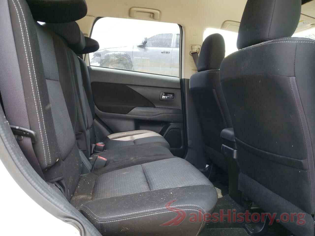 JA4AZ3A38HZ026352 2017 MITSUBISHI OUTLANDER