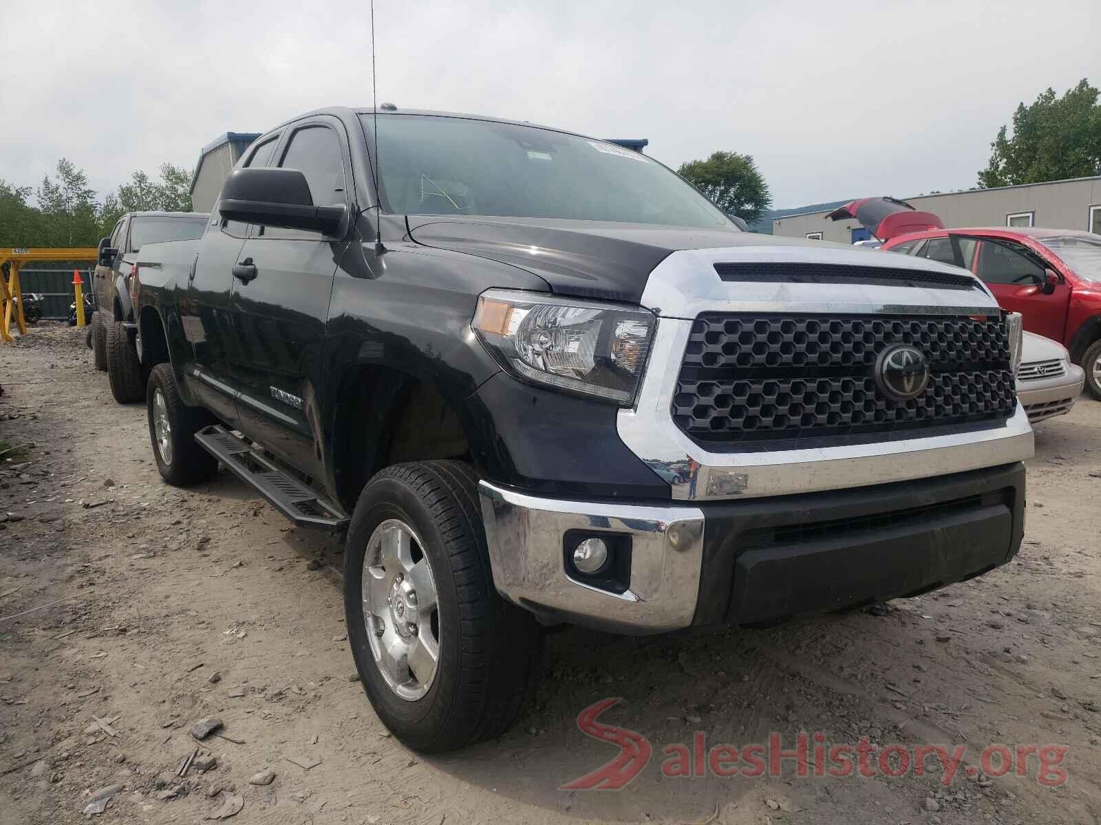 5TFUM5F10JX077253 2018 TOYOTA TUNDRA