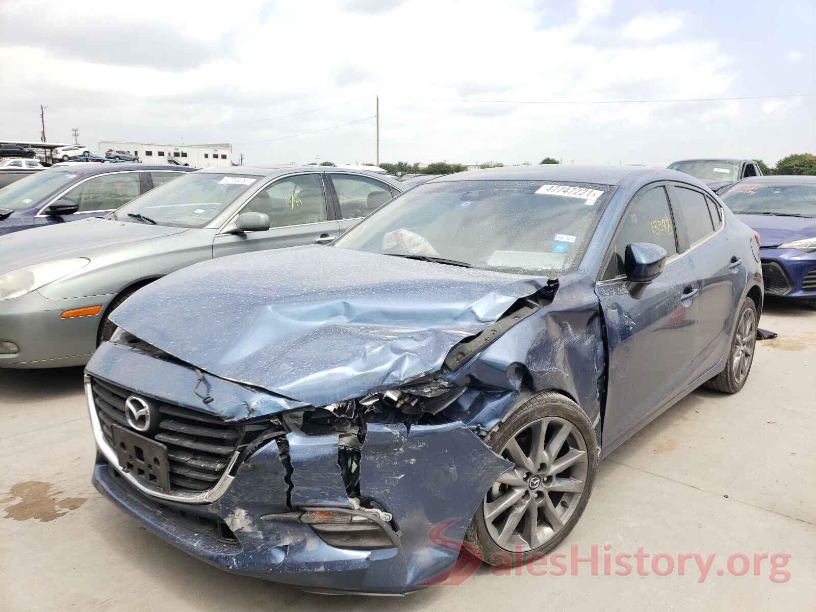 3MZBN1V32JM231772 2018 MAZDA 3