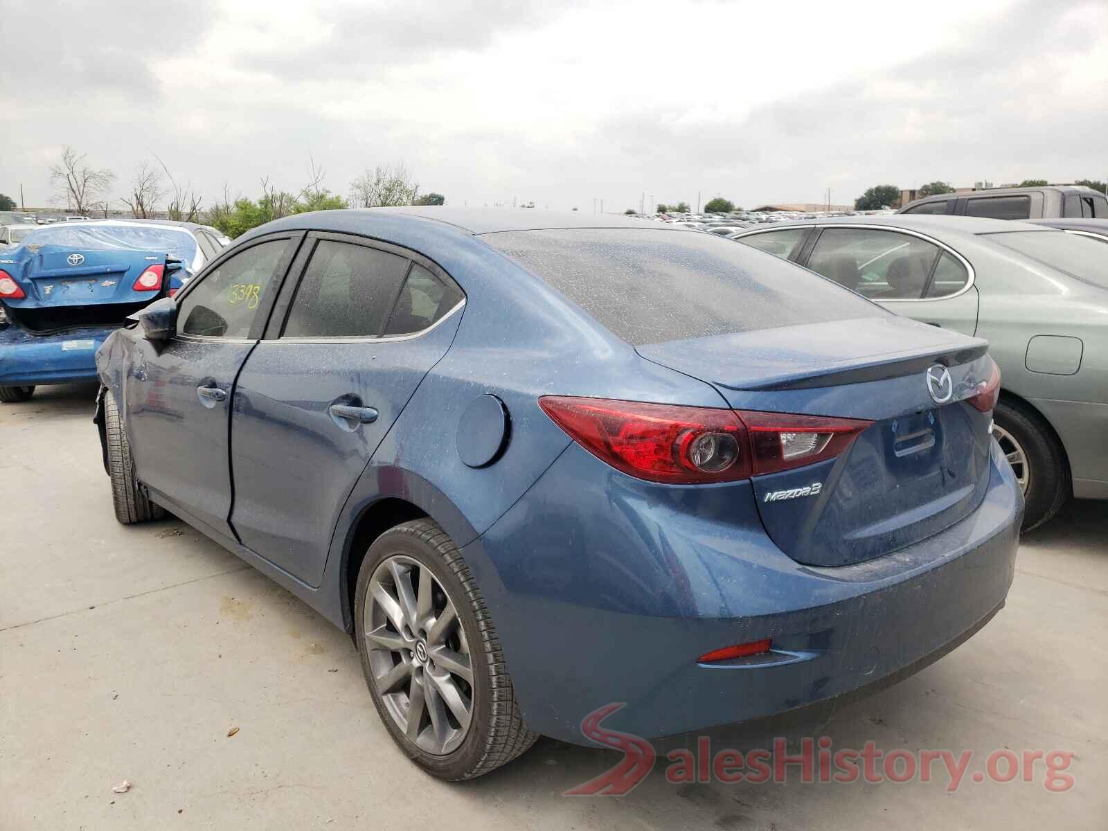 3MZBN1V32JM231772 2018 MAZDA 3