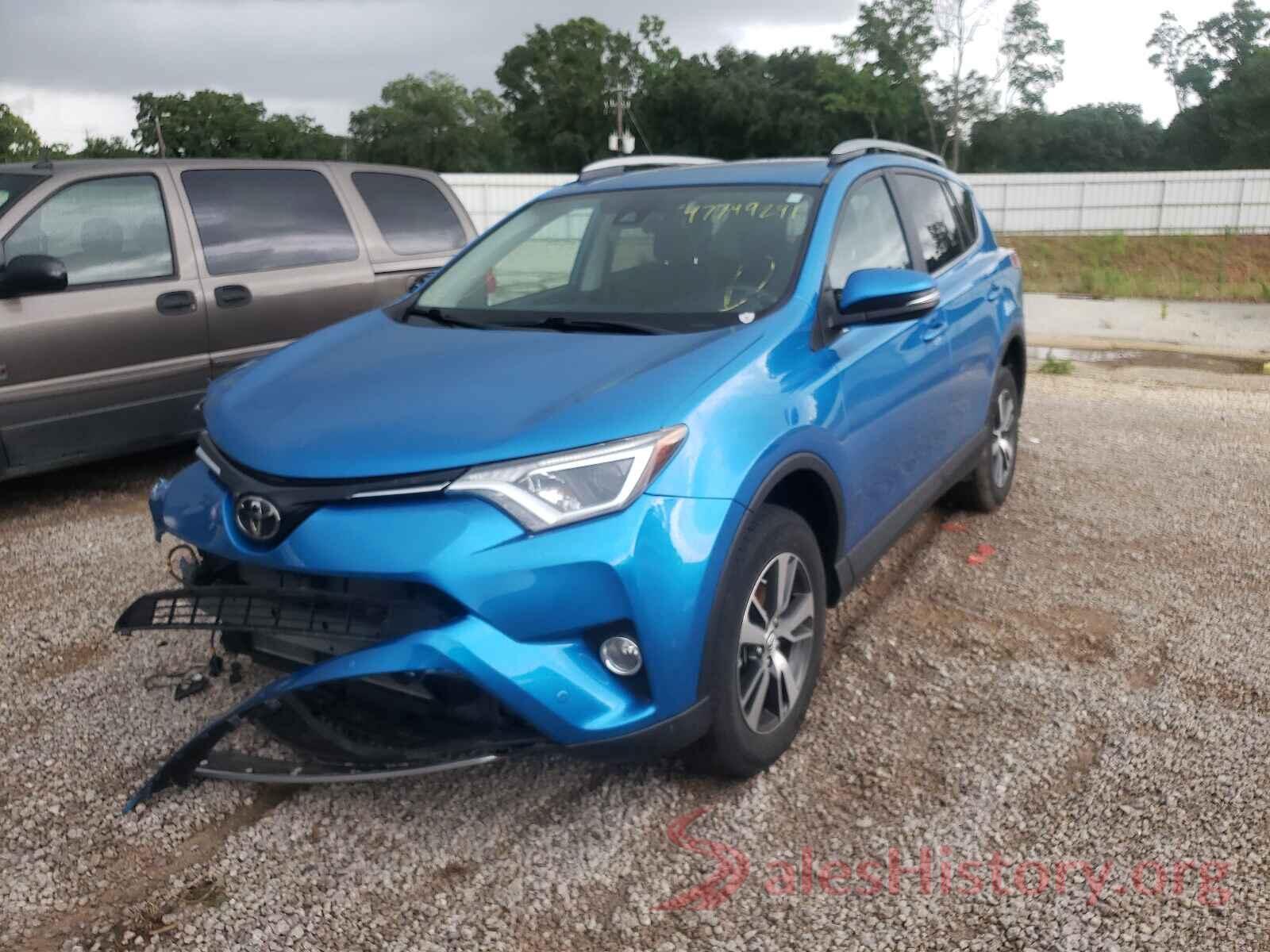 2T3WFREV6HW385072 2017 TOYOTA RAV4