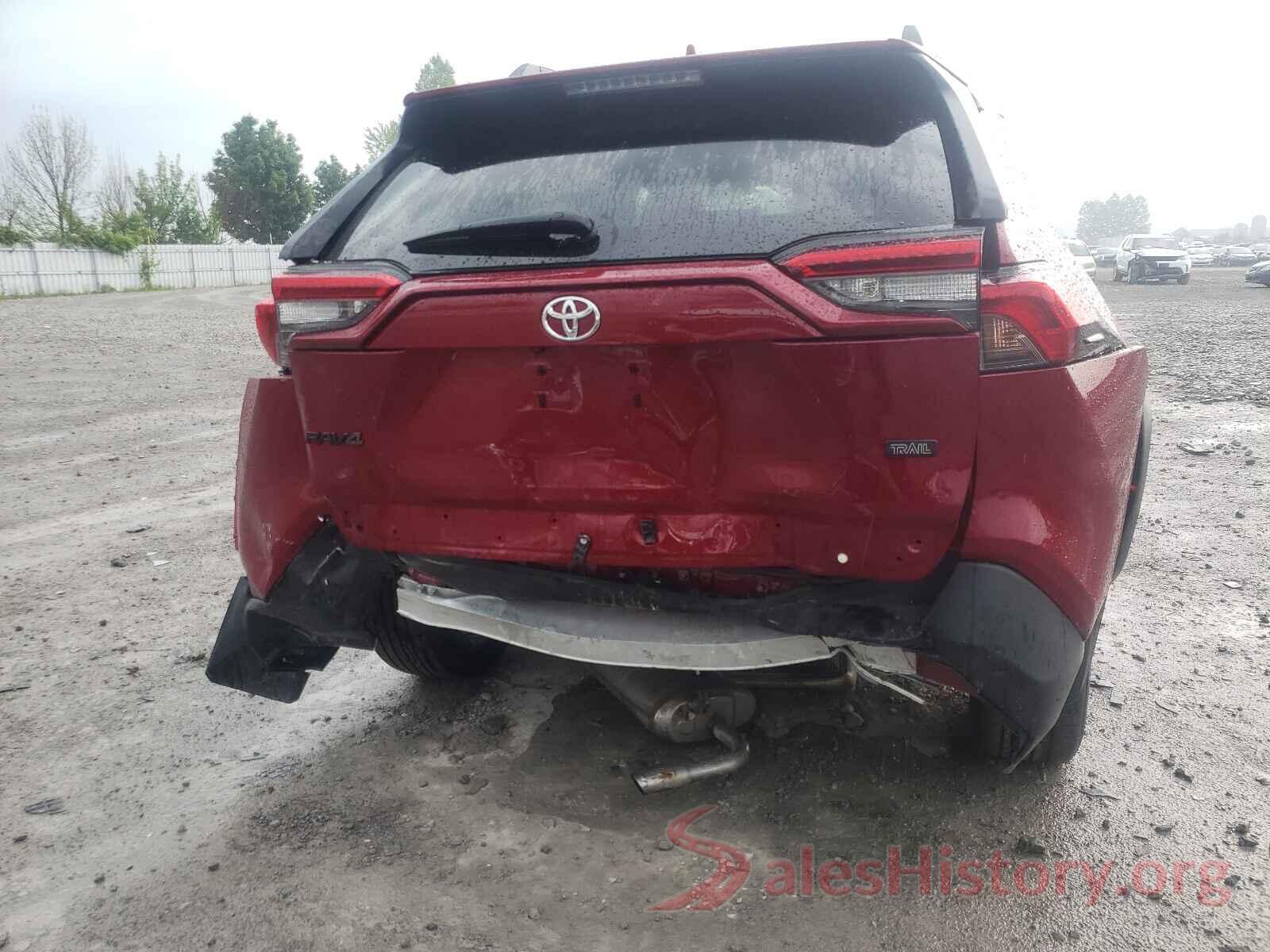 2T3J1RFVXKW077675 2019 TOYOTA RAV4