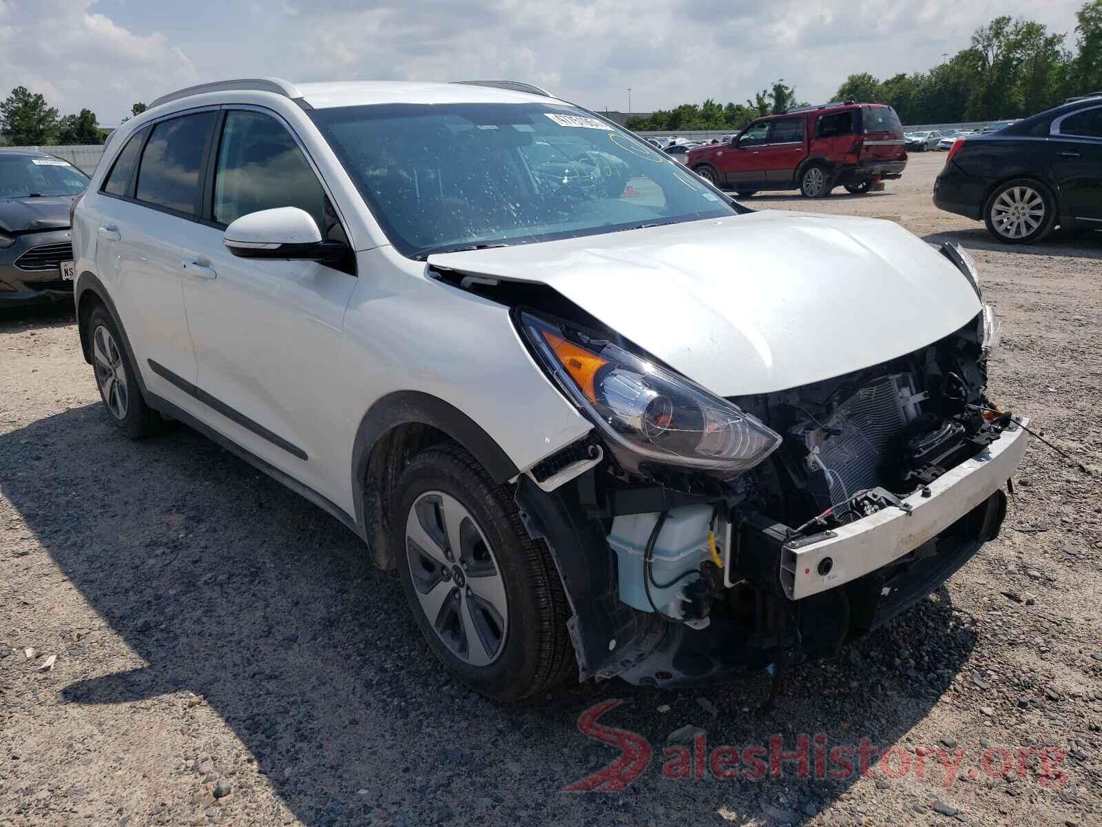 KNDCC3LC5K5356526 2019 KIA NIRO