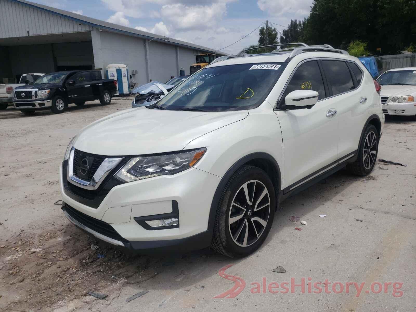 5N1AT2MT6HC810749 2017 NISSAN ROGUE