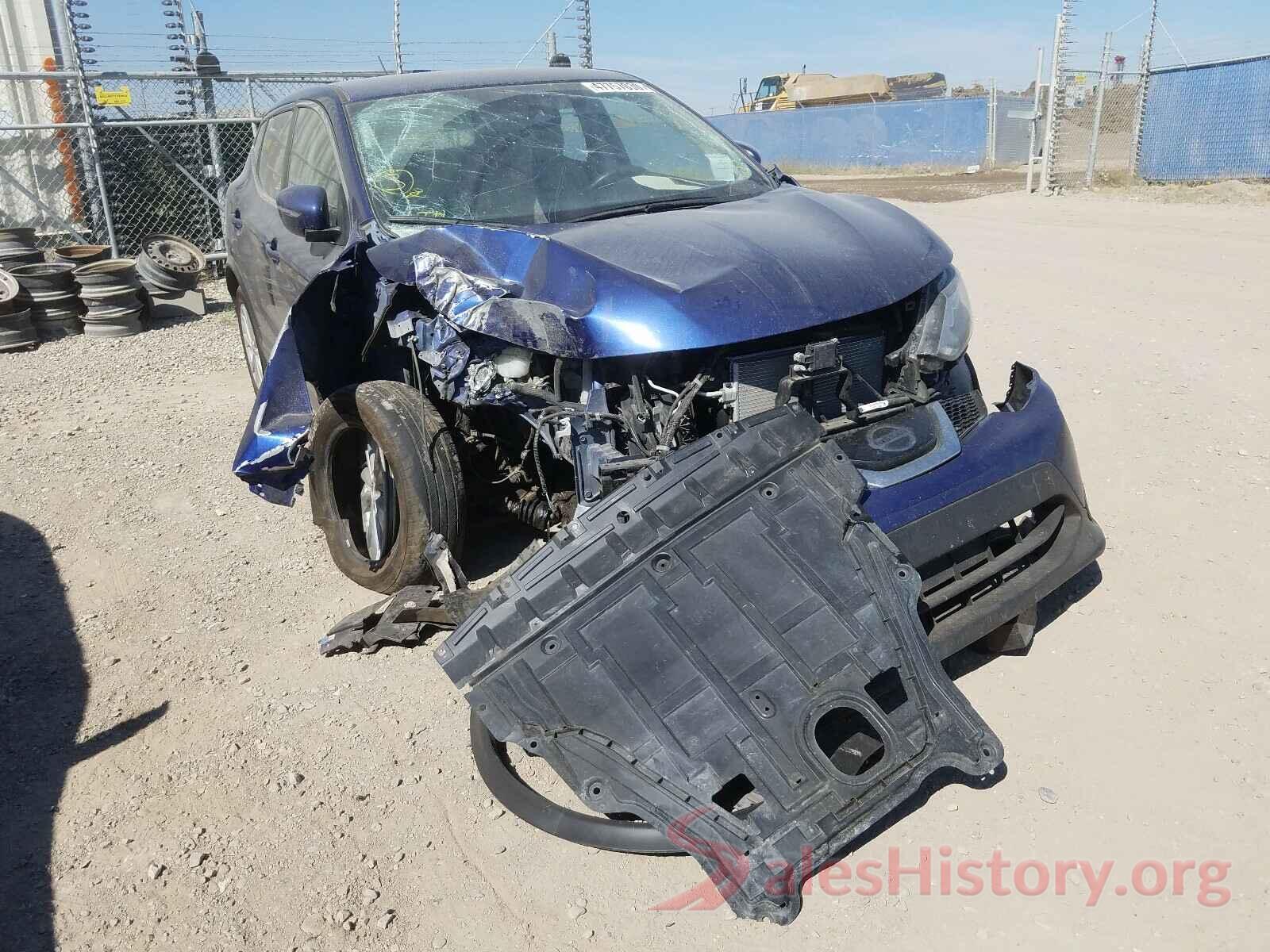 JN1BJ1CP2JW186582 2018 NISSAN ROGUE