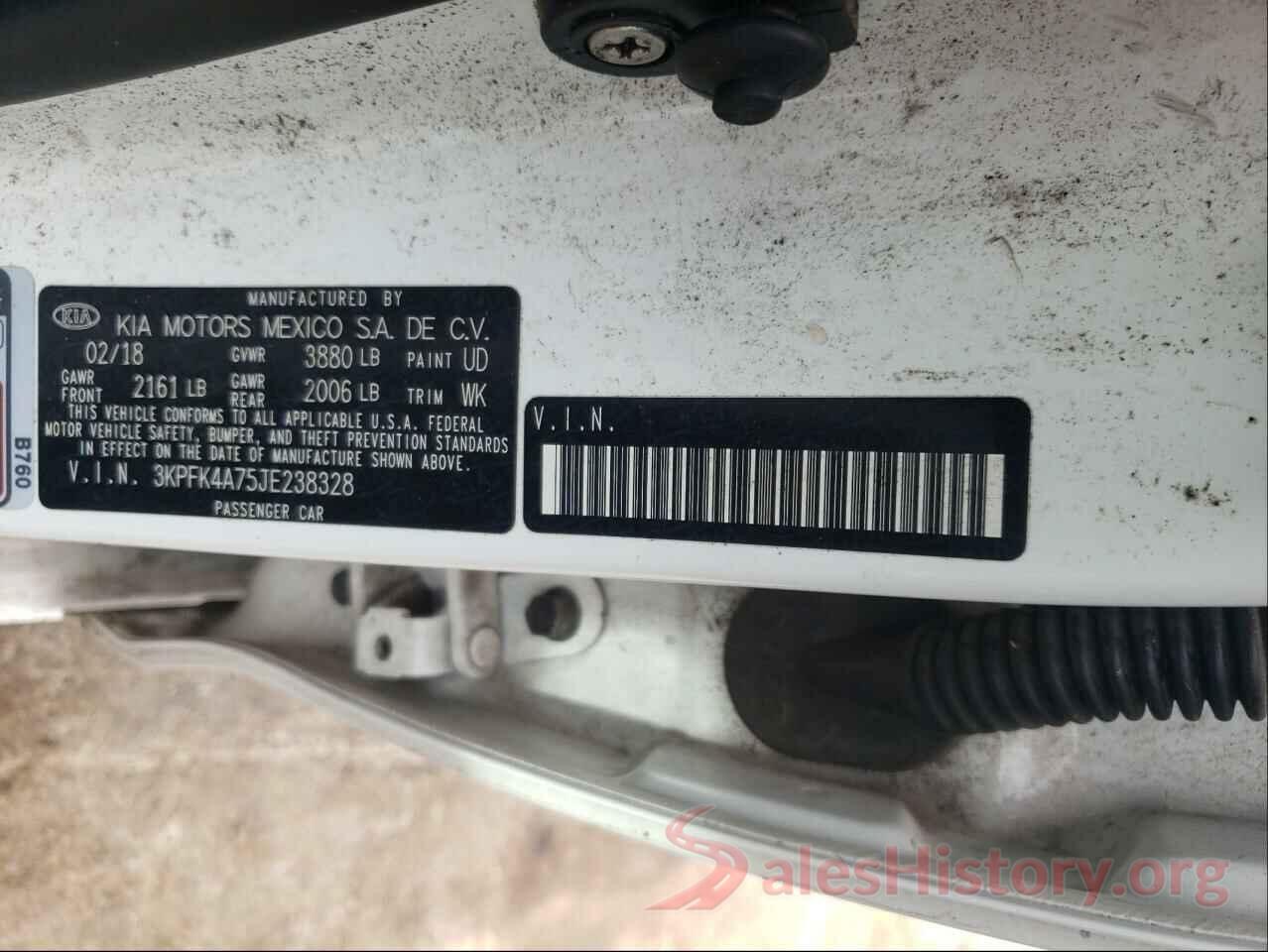 3KPFK4A75JE238328 2018 KIA FORTE