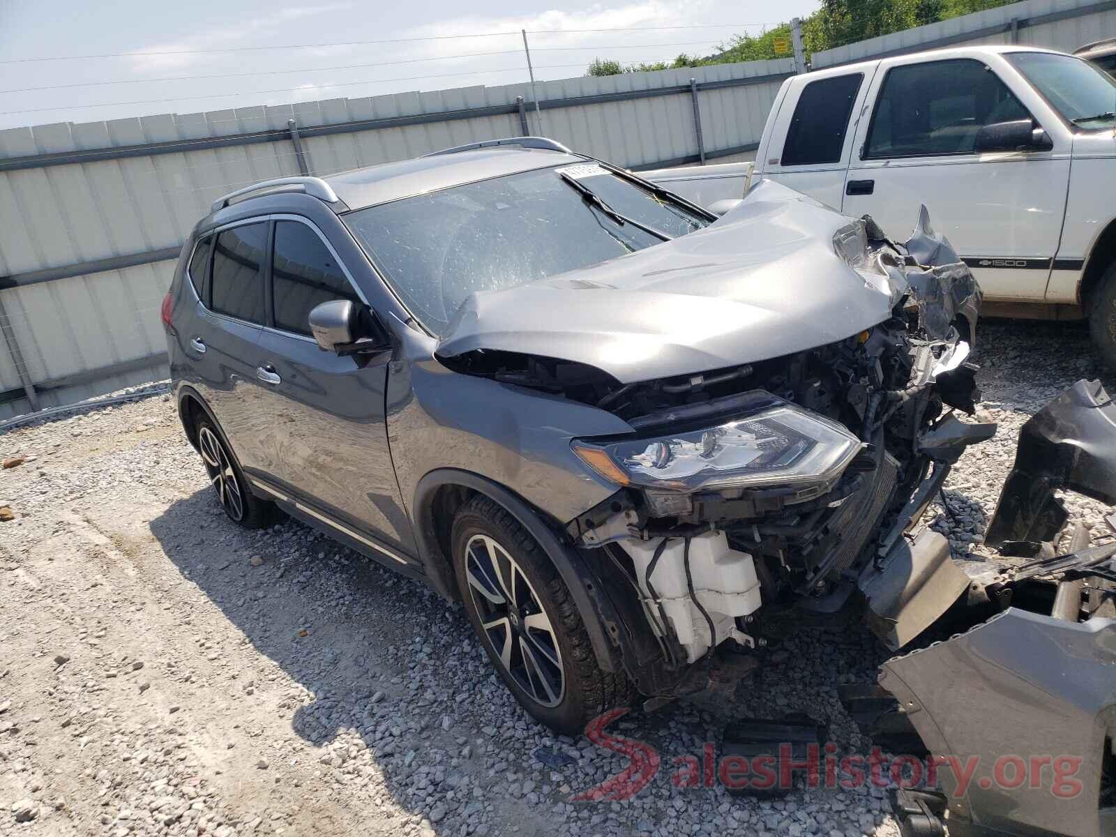 JN8AT2MT9JW485642 2018 NISSAN ROGUE